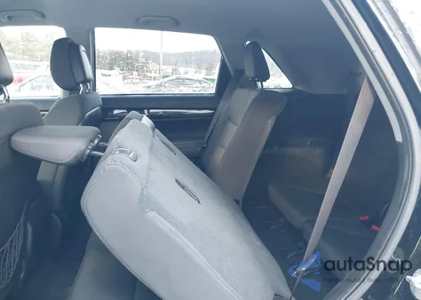 2011 Kia Sorento Lx from USA, damaged, VIN 5XYKTDA16BG091691